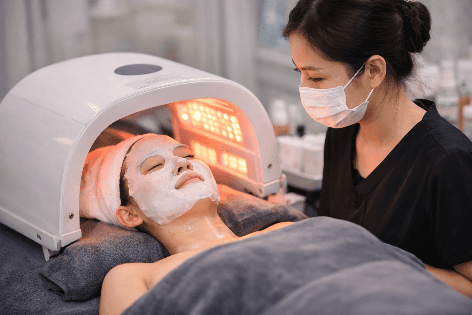 Ủ serum trắng sáng